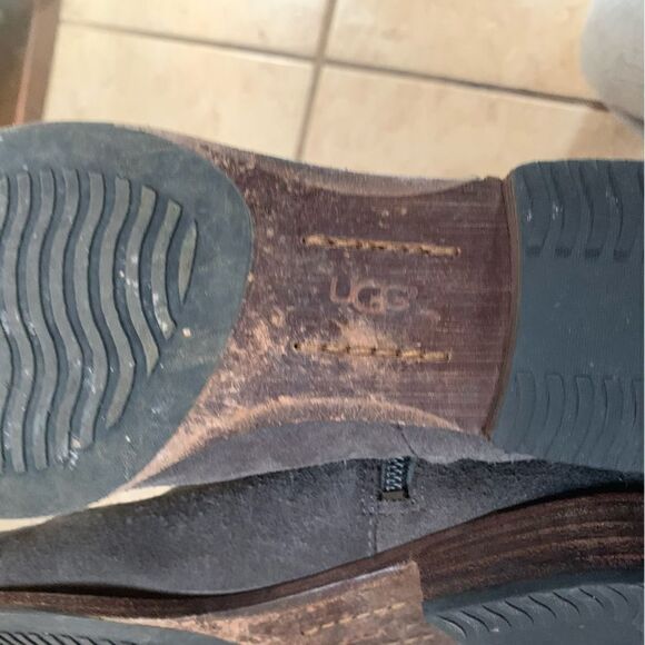 UGG Caitlyn Moto Suede Boots size 8 - Picture 9 of 10